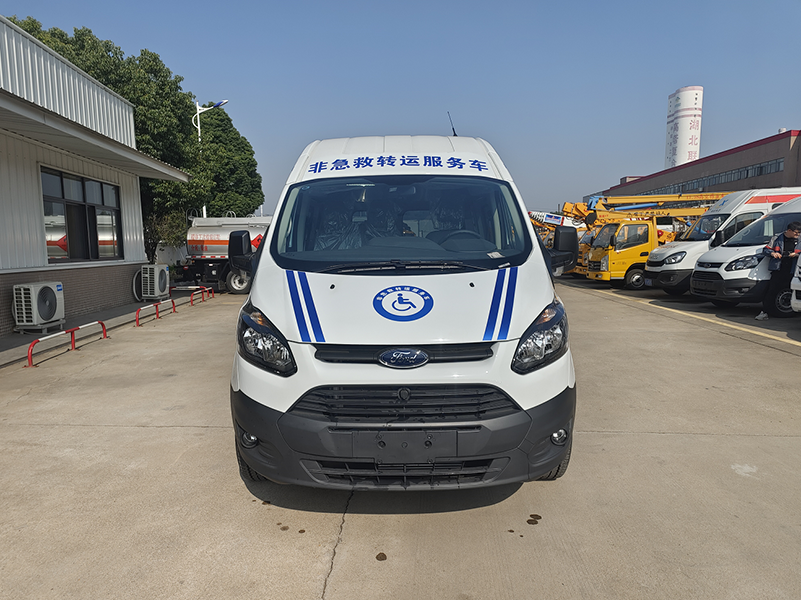 福特V362（柴油）非急救負壓轉(zhuǎn)運服務車