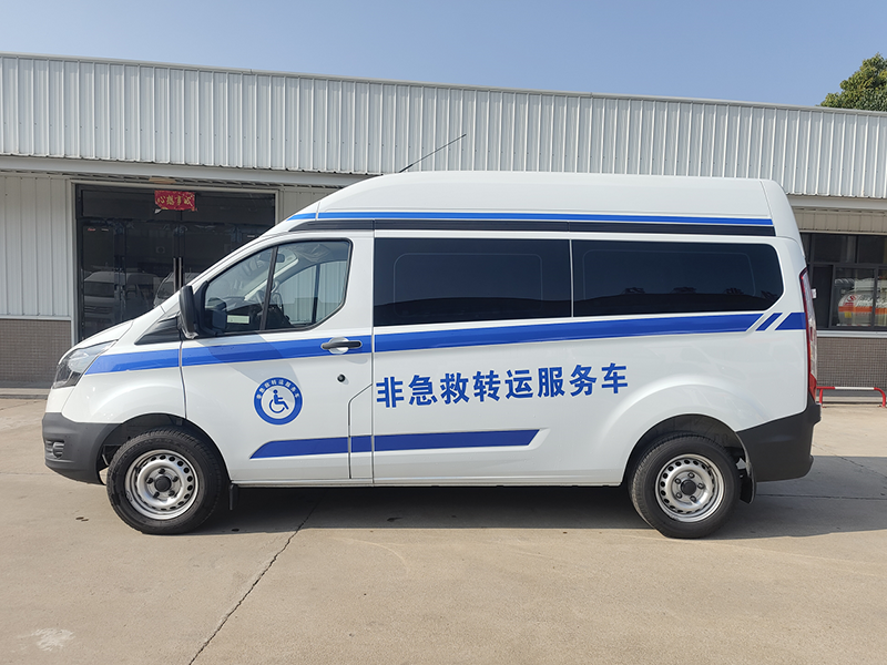 福特V362（柴油）非急救監(jiān)護型服務(wù)車